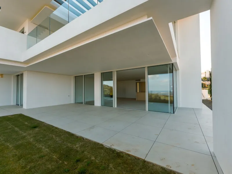 High-End Ground Floor Residence with Sea Views (Apartment 6.0.1)