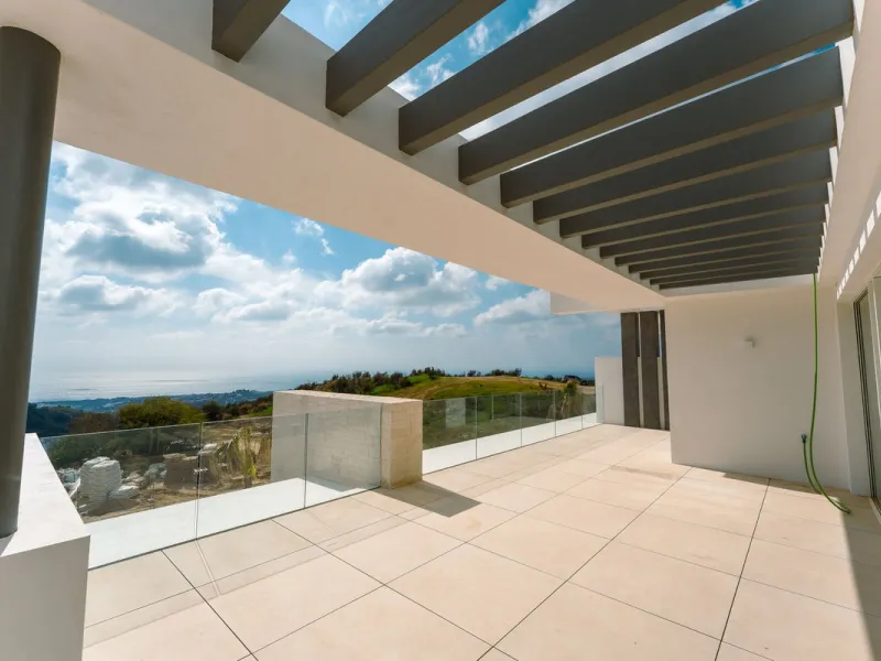 Apartment - Penthouse Duplex в продаже в Ojén, Málaga. В доме 3 спален и 2 ванных комнат. Площадь дома 134 м²