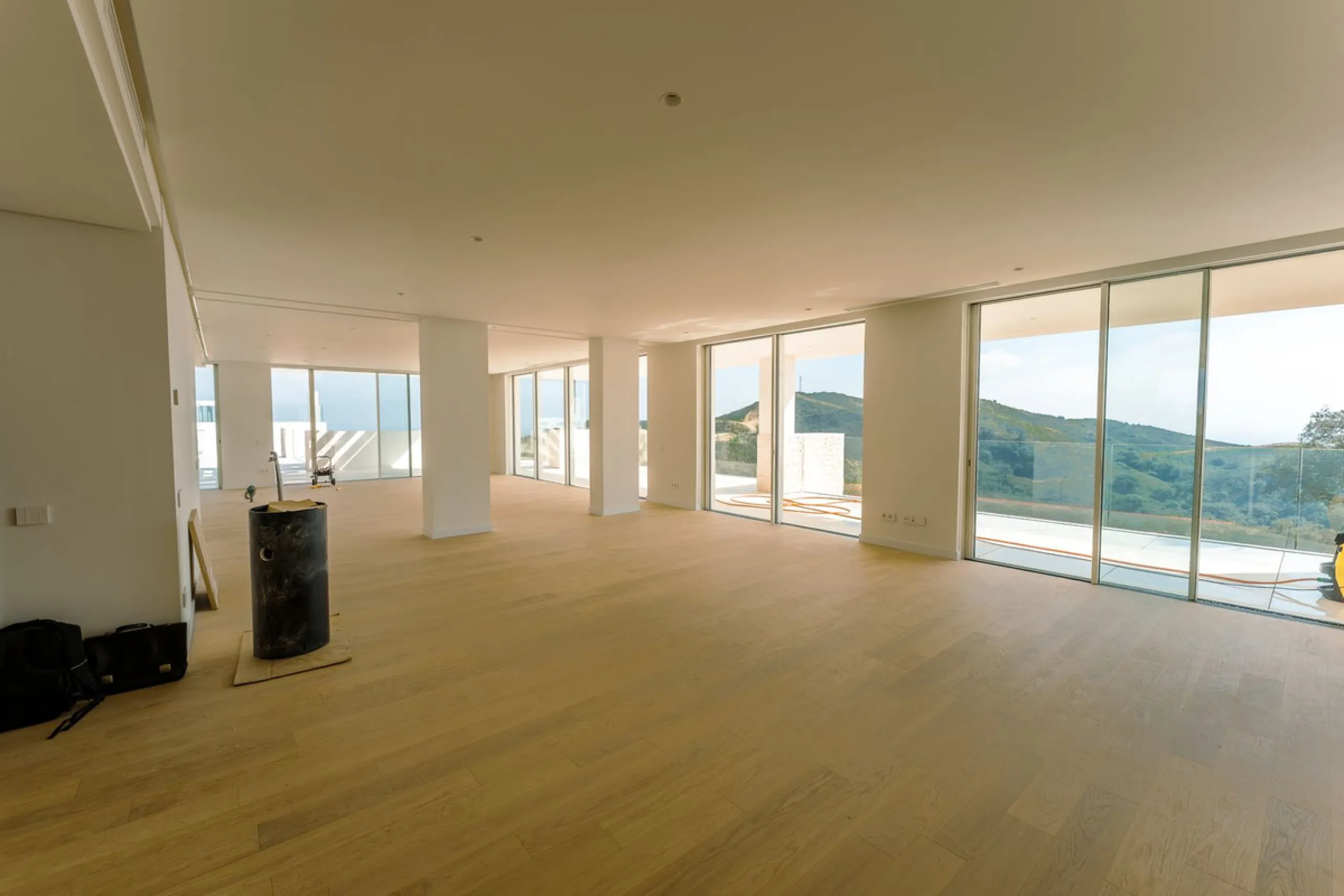 Ultra-Prime Panoramic Apartment with 285 m² of Terrace & Private Pool (Apartement 5.2.1)