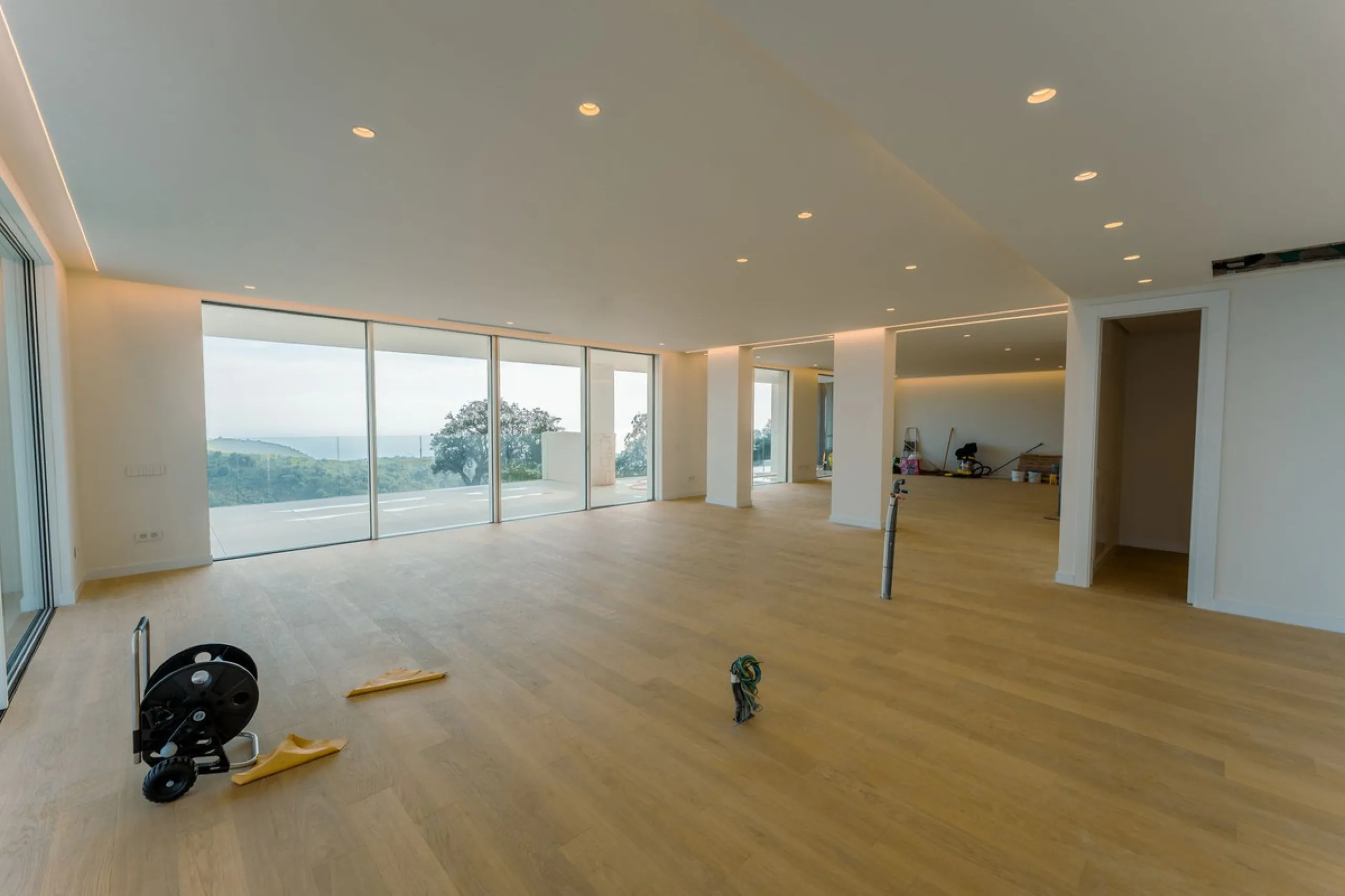 Ultra-Prime Panoramic Apartment with 285 m² of Terrace & Private Pool (Apartement 5.2.1)