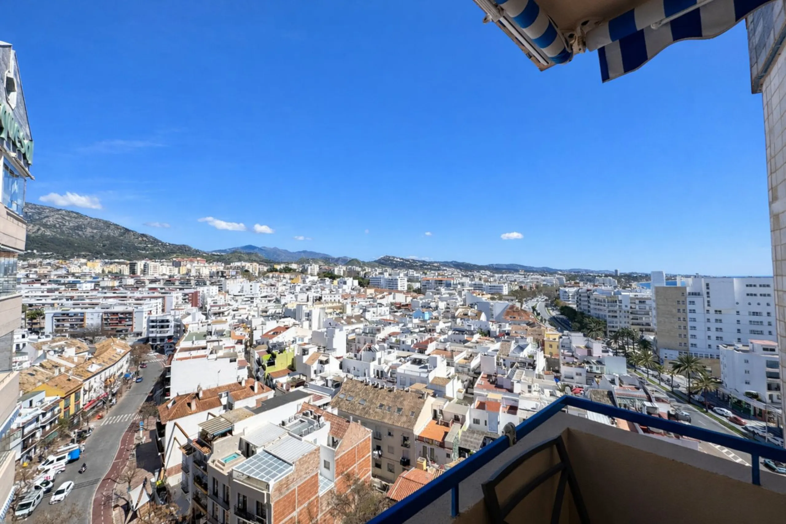 ✨ Home with panoramic sea and mountain views in the heart of Marbella ✨