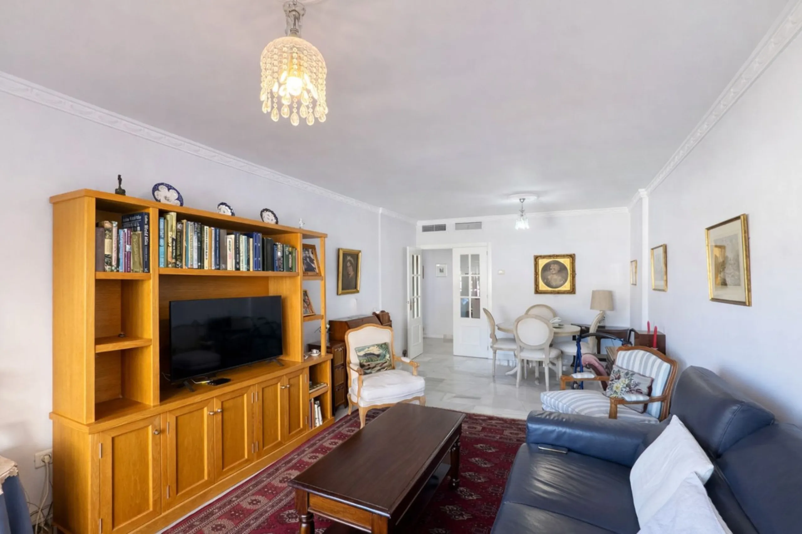 ✨ Home with panoramic sea and mountain views in the heart of Marbella ✨