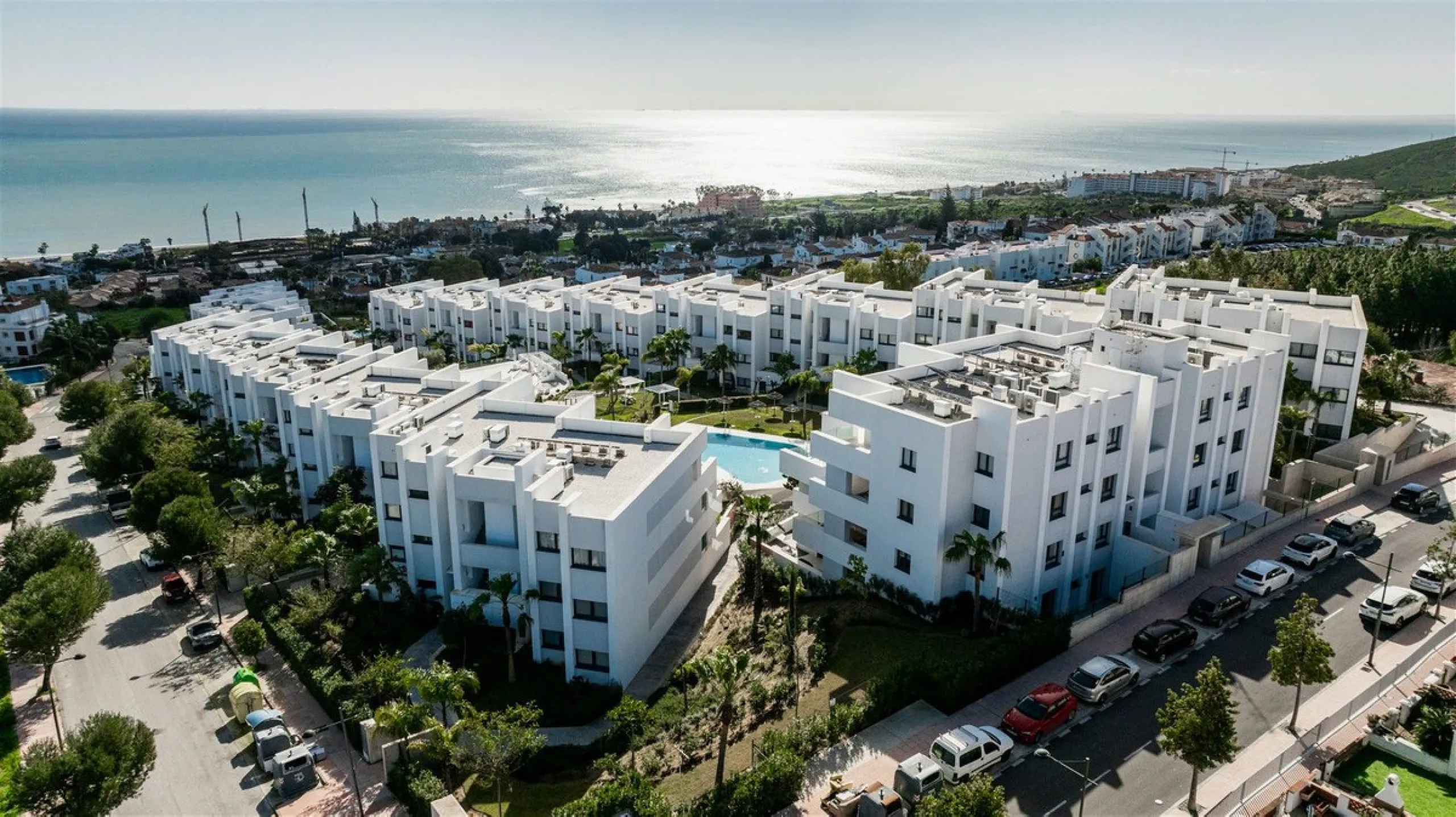 Beautiful 2 Bedroom elevated ground floor apartment with spacious terrace and sea views.