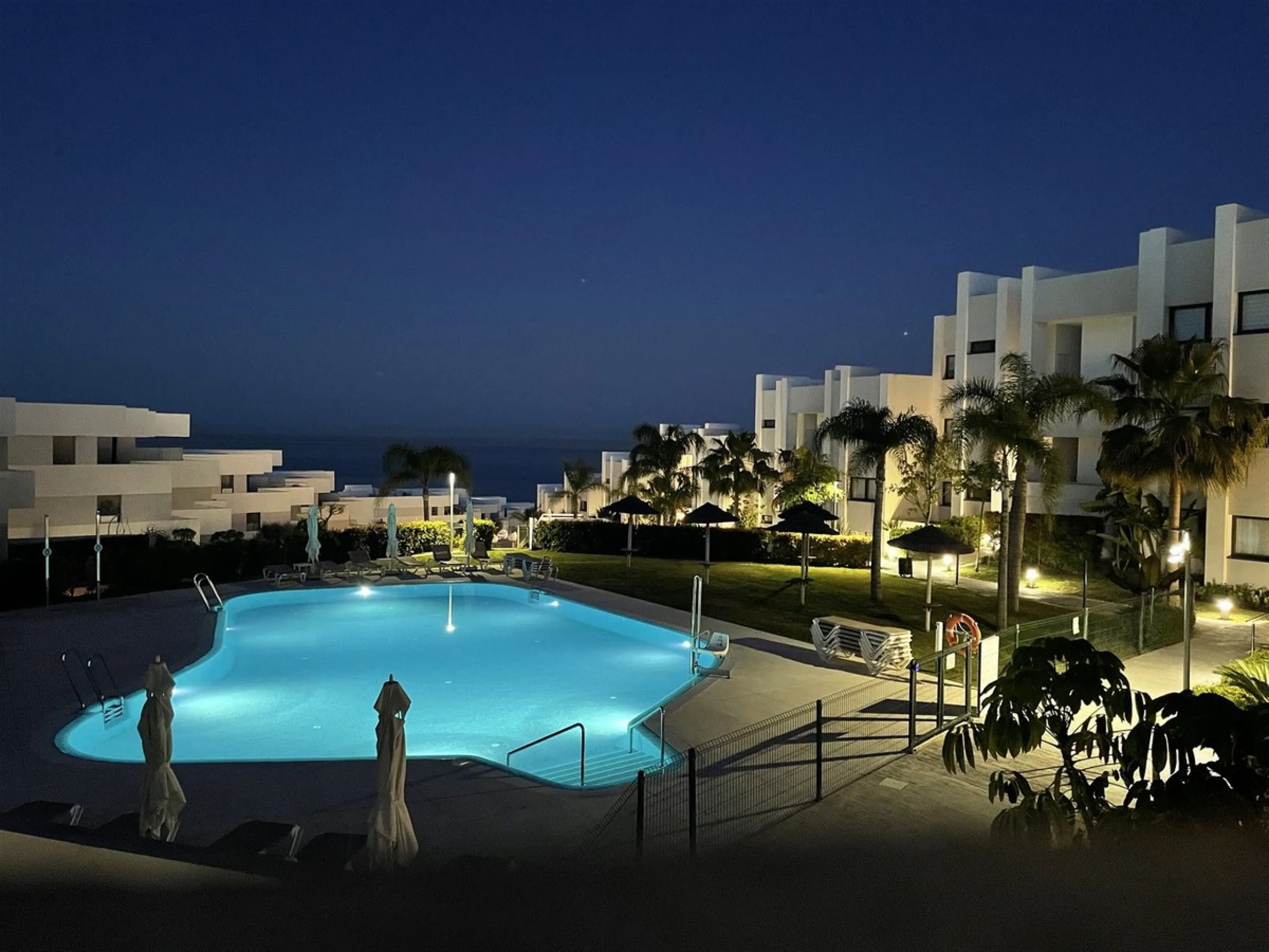 Beautiful 2 Bedroom elevated ground floor apartment with spacious terrace and sea views.