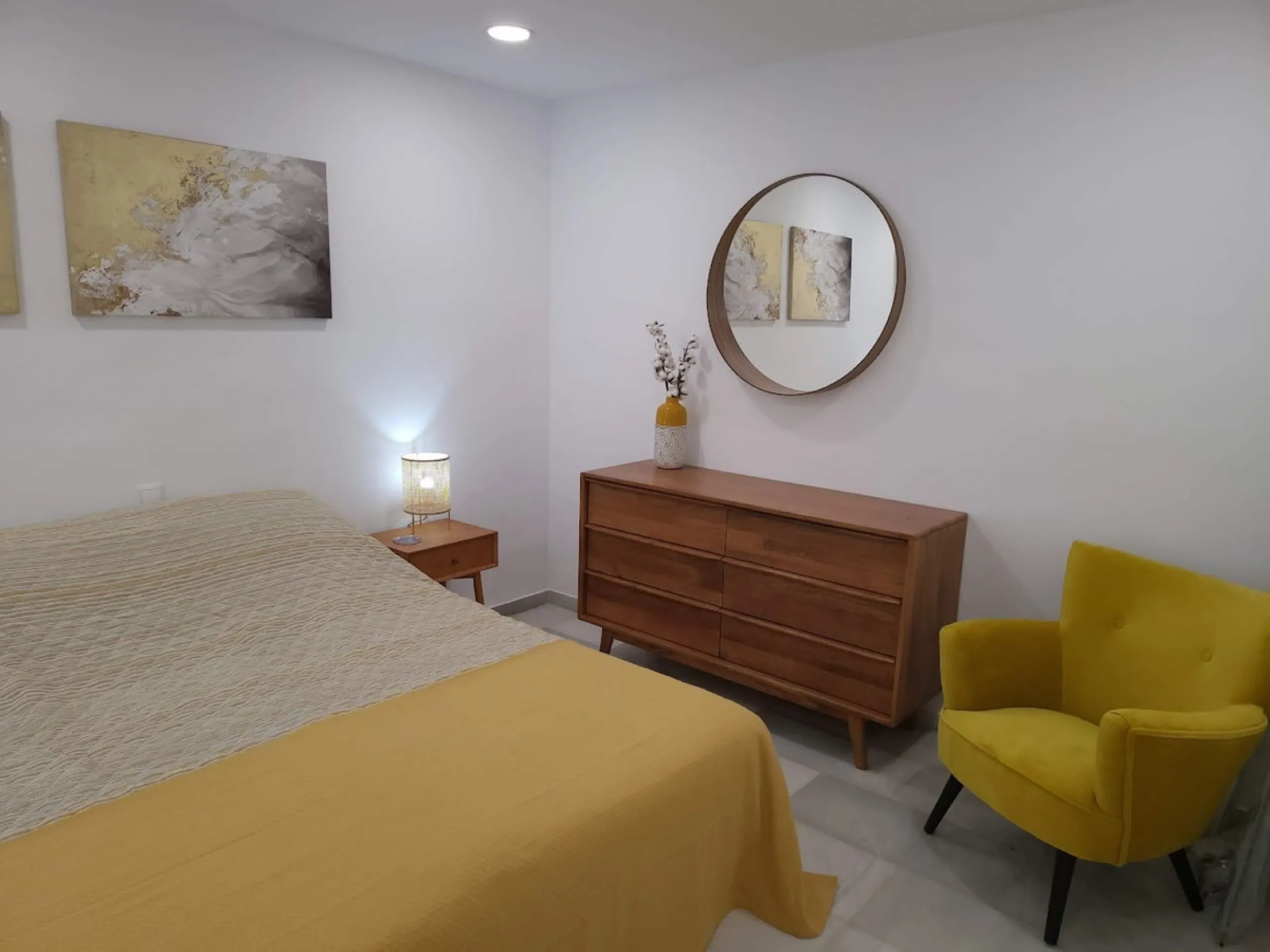 Stunning 3-Bedroom Duplex in the Heart of Benalmádena Pueblo