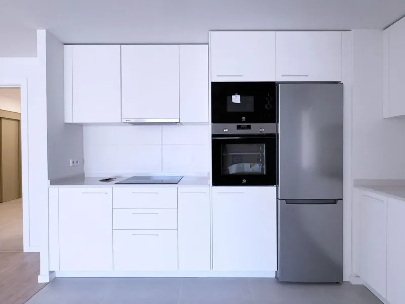 Apartment - Middle Floor Apartment в продаже в Marbella, Málaga. В доме 2 спален и 2 ванных комнат. Площадь дома 90 м²