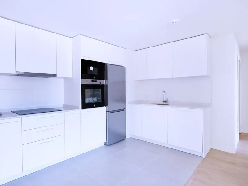 Apartment - Middle Floor Apartment в продаже в Marbella, Málaga. В доме 2 спален и 2 ванных комнат. Площадь дома 90 м²