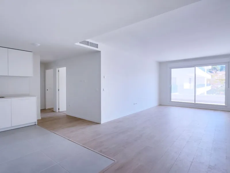 Apartment - Middle Floor Apartment в продаже в Marbella, Málaga. В доме 2 спален и 2 ванных комнат. Площадь дома 90 м²