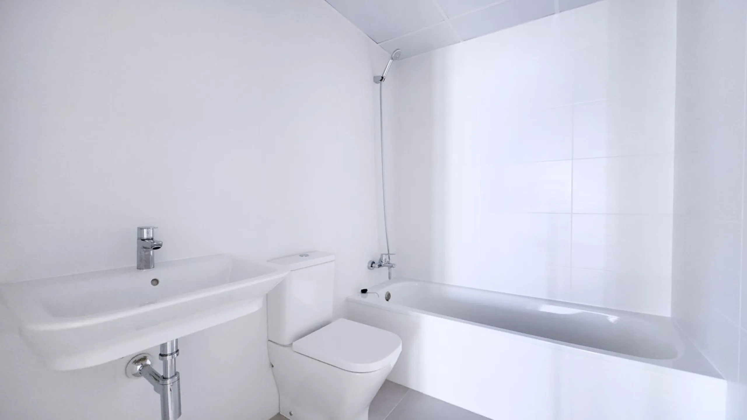 Apartment - Middle Floor Apartment в продаже в Marbella, Málaga. В доме 2 спален и 2 ванных комнат. Площадь дома 90 м²