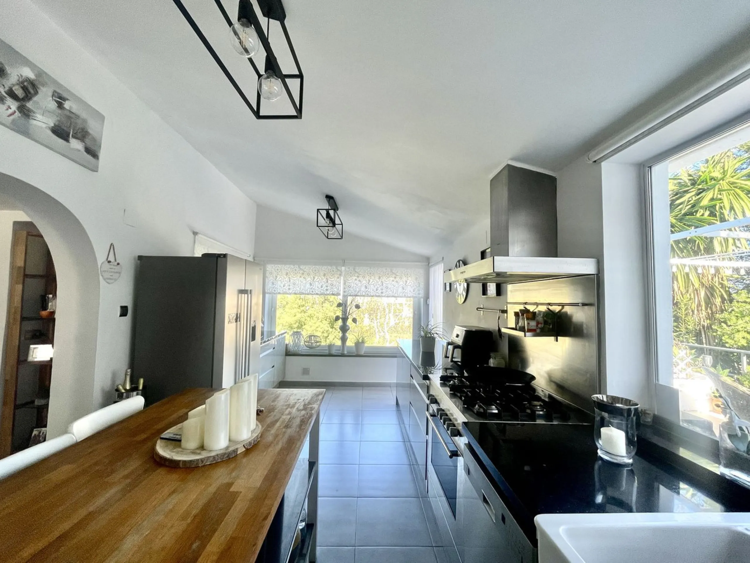 House - Detached Villa в продаже в Mijas, Málaga. В доме 3 спален и 2 ванных комнат. Площадь дома 159 м². Площадь участка 921 м²