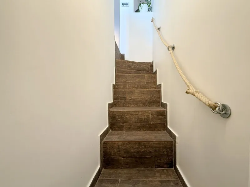 House - Semi-Detached House в продаже в Estepona, Málaga. В доме 3 спален и 2 ванных комнат. Площадь дома 123 м². Площадь участка 416 м²