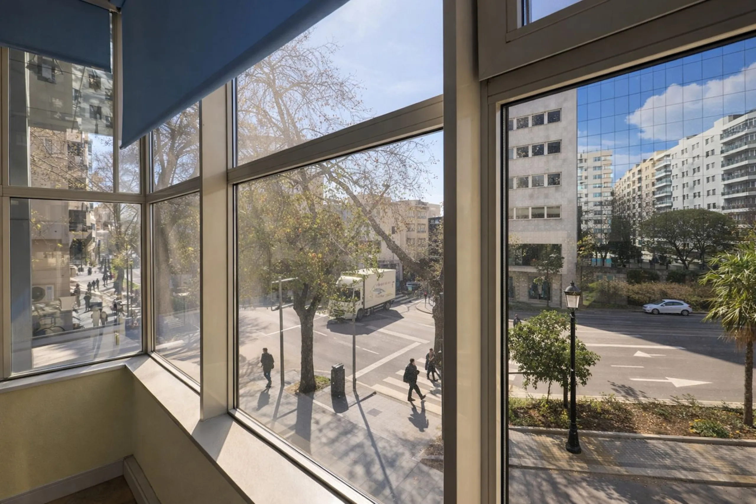 Office in the Heart of Marbella – Edificio Sabadell