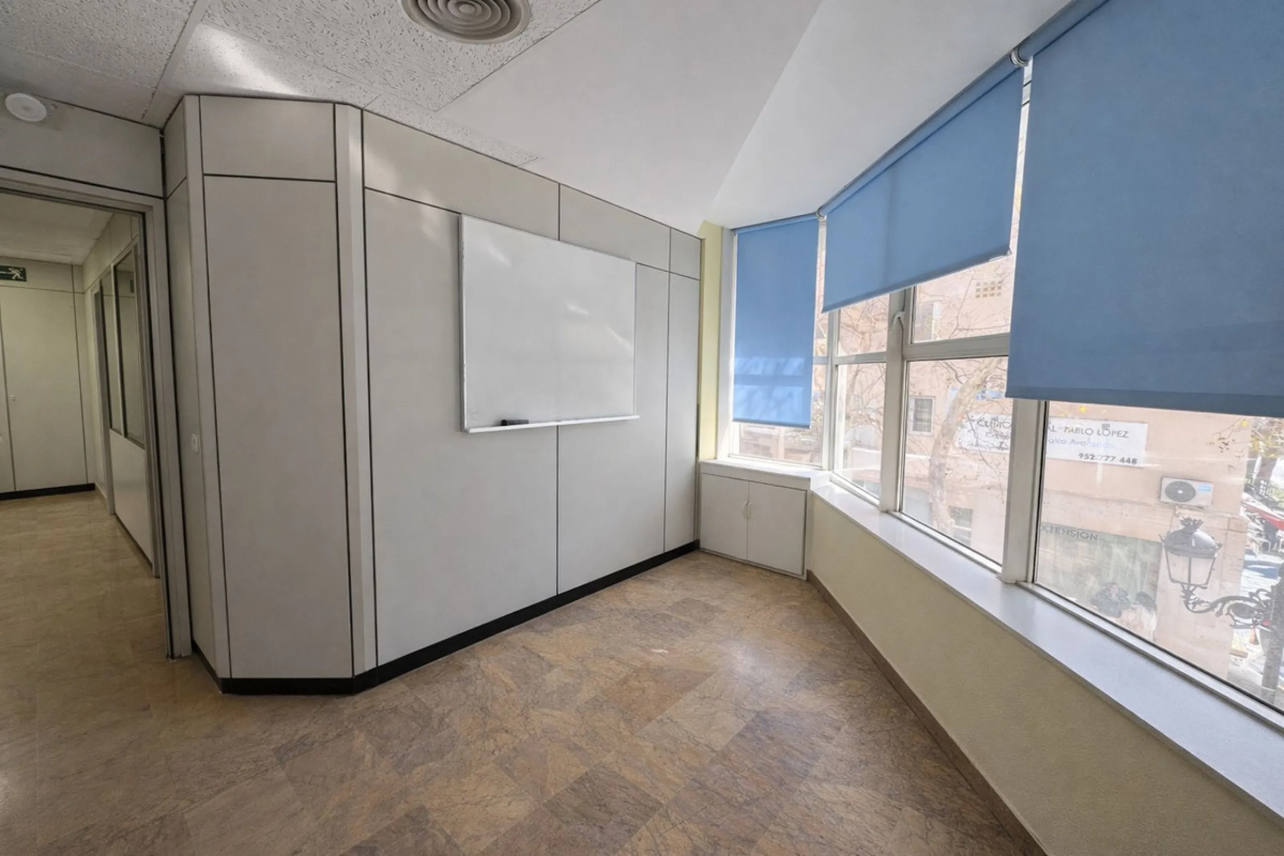 Office in the Heart of Marbella – Edificio Sabadell