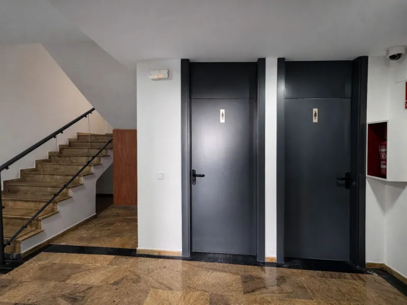 Office in the Heart of Marbella – Edificio Sabadell