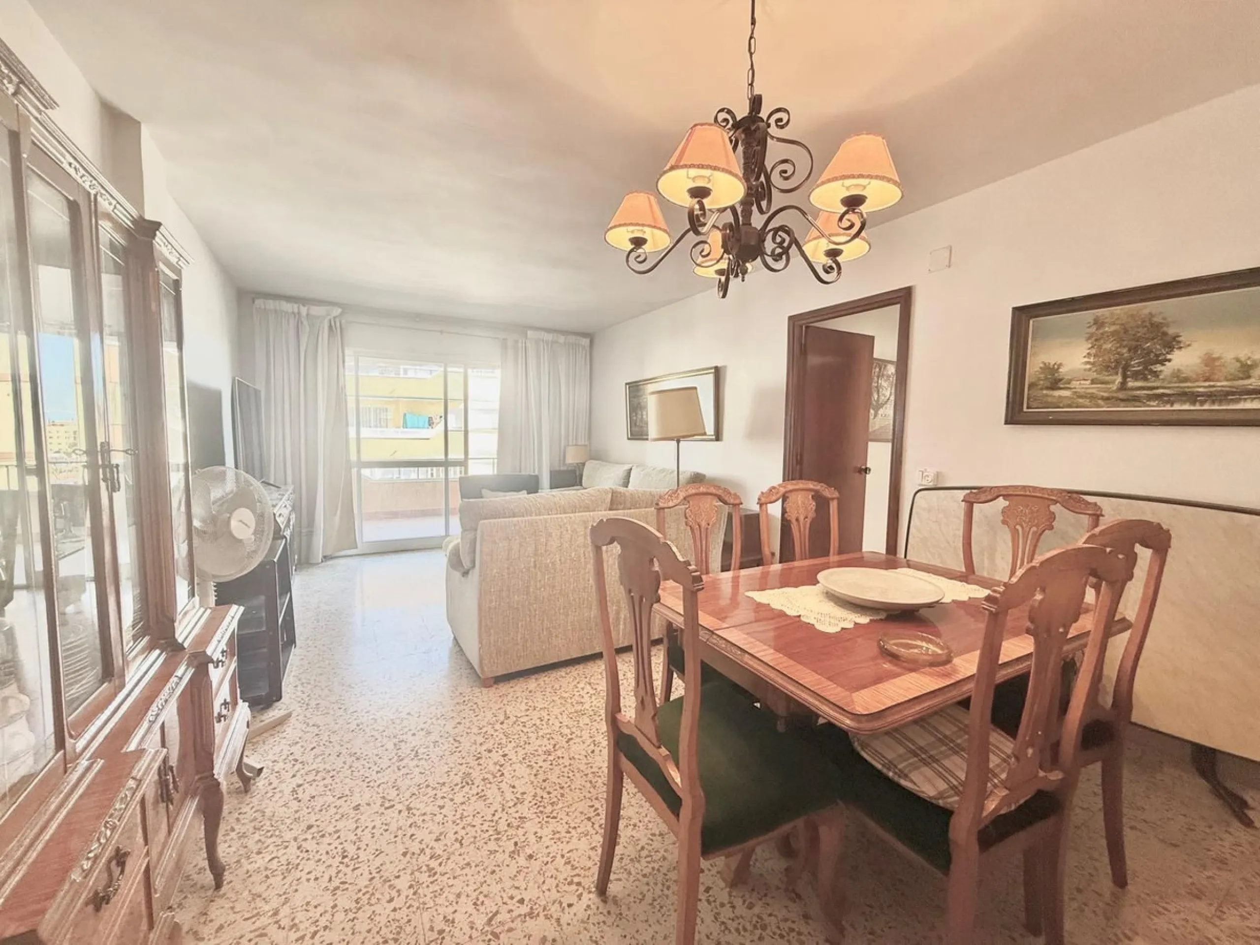 Prime 9th-Floor Apartment with 180º Views in Central Fuengirola