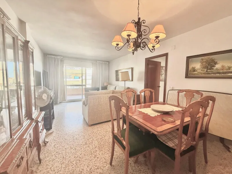 Prime 9th-Floor Apartment with 180º Views in Central Fuengirola