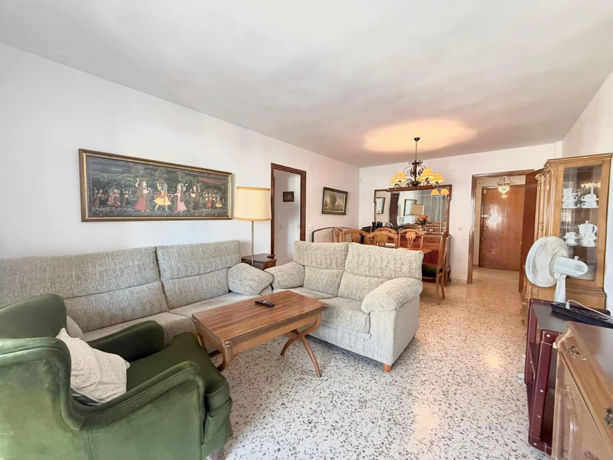 Prime 9th-Floor Apartment with 180º Views in Central Fuengirola