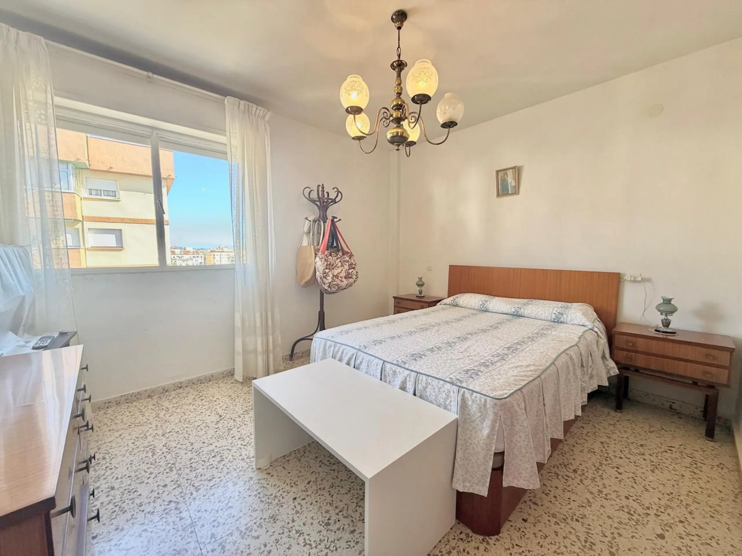 Prime 9th-Floor Apartment with 180º Views in Central Fuengirola