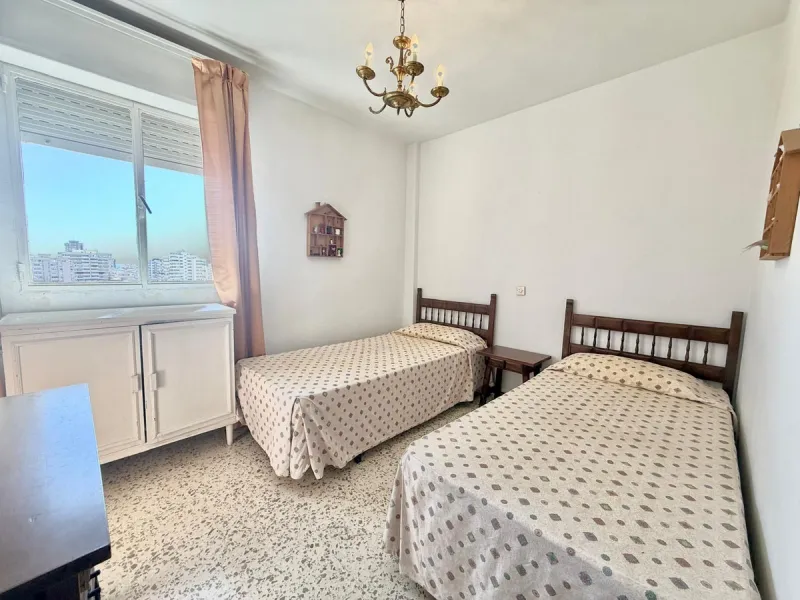 Prime 9th-Floor Apartment with 180º Views in Central Fuengirola