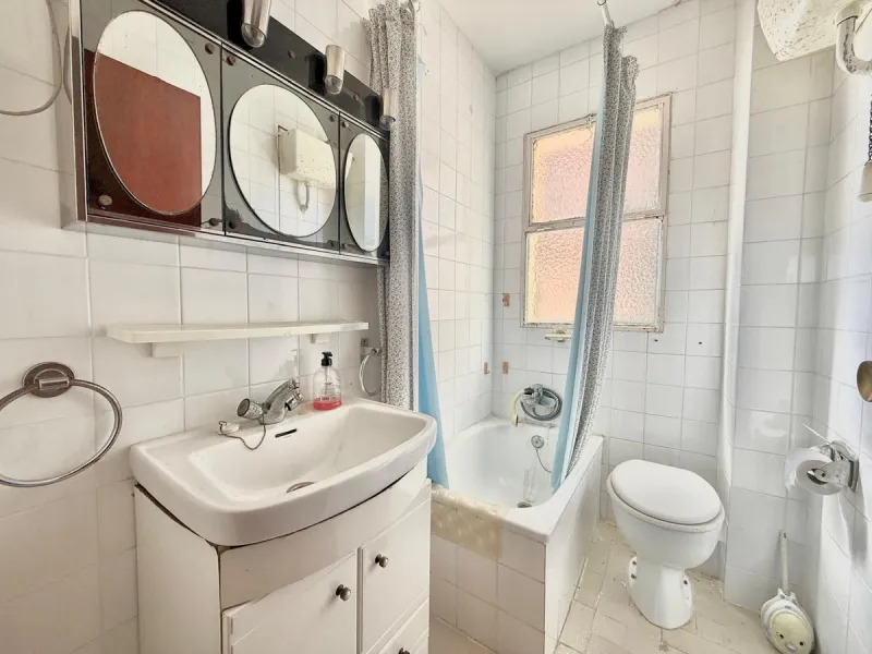 Prime 9th-Floor Apartment with 180º Views in Central Fuengirola