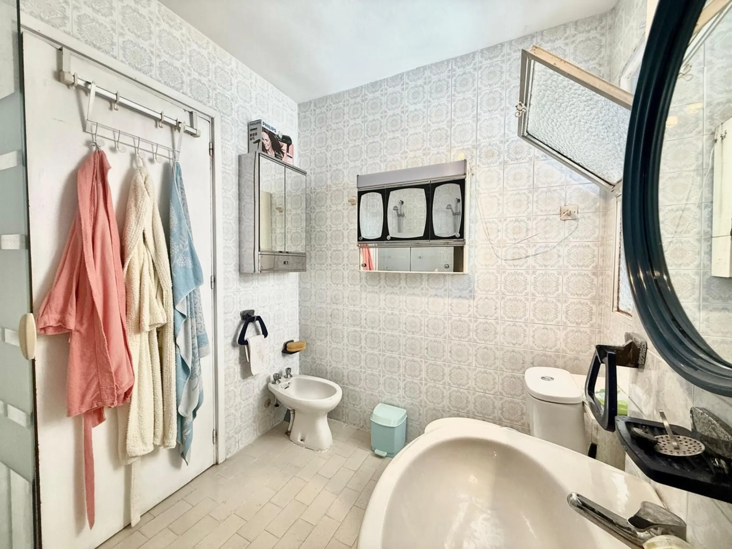 Prime 9th-Floor Apartment with 180º Views in Central Fuengirola