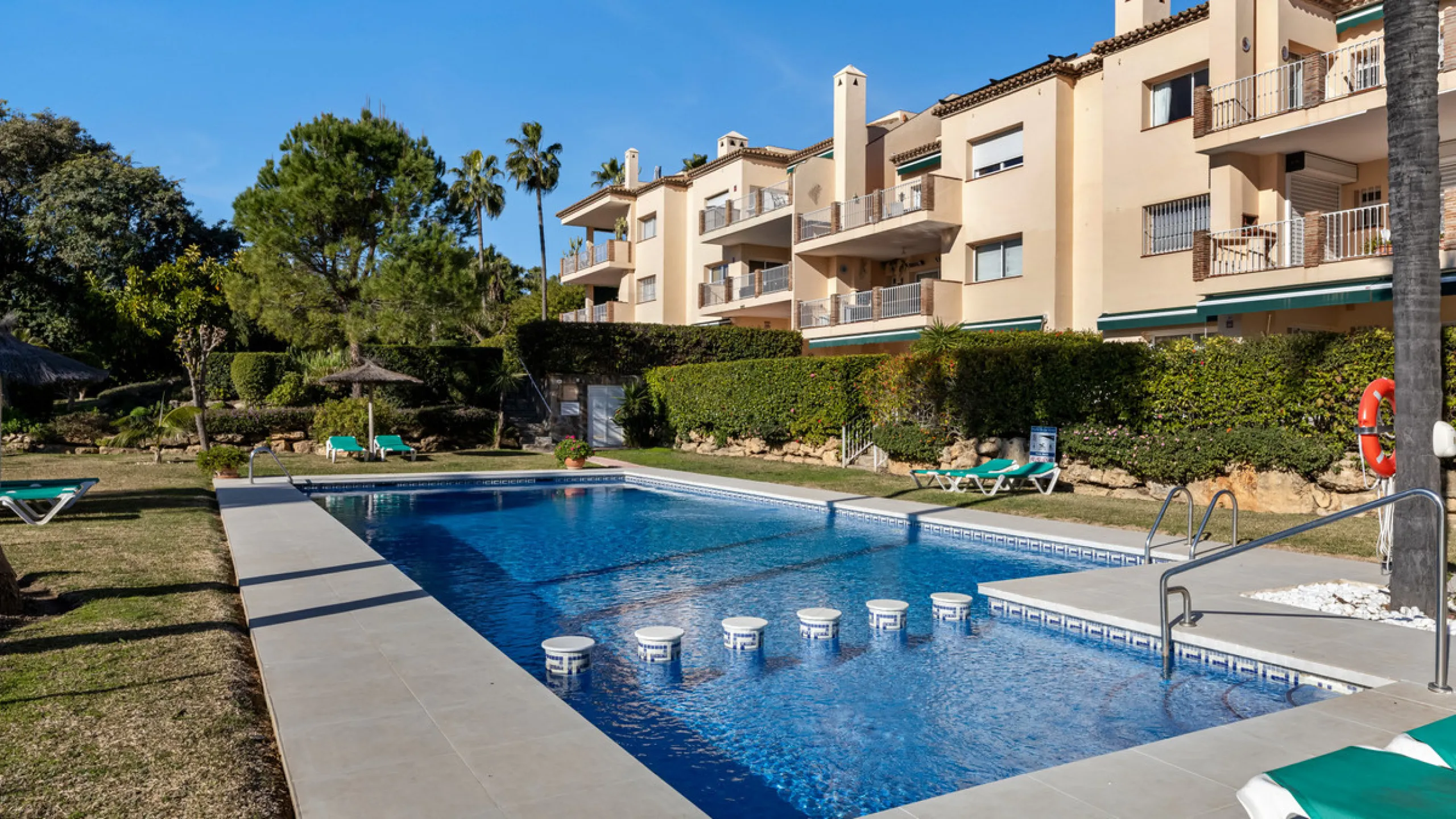 This beautifully renovated and fully furnished three-bedroom apartment is located in the highly sought-after residential area of Las Brisas, one of Marbella's most desirable and peaceful neighborhoods.
