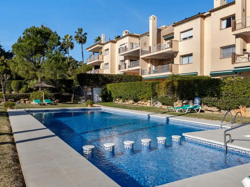 This beautifully renovated and fully furnished three-bedroom apartment is located in the highly sought-after residential area of Las Brisas, one of Marbella's most desirable and peaceful neighborhoods.