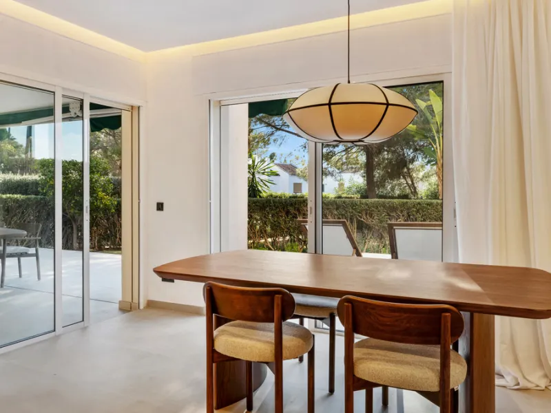 This beautifully renovated and fully furnished three-bedroom apartment is located in the highly sought-after residential area of Las Brisas, one of Marbella's most desirable and peaceful neighborhoods.