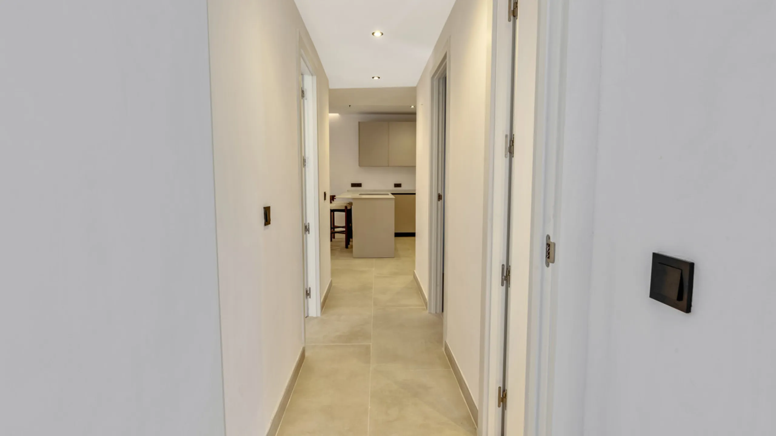 This beautifully renovated and fully furnished three-bedroom apartment is located in the highly sought-after residential area of Las Brisas, one of Marbella's most desirable and peaceful neighborhoods.