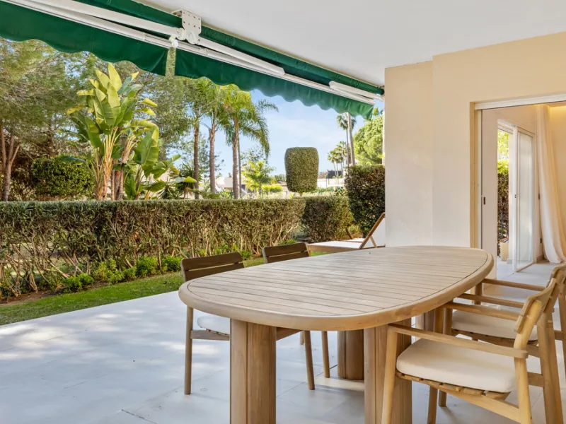 This beautifully renovated and fully furnished three-bedroom apartment is located in the highly sought-after residential area of Las Brisas, one of Marbella's most desirable and peaceful neighborhoods.