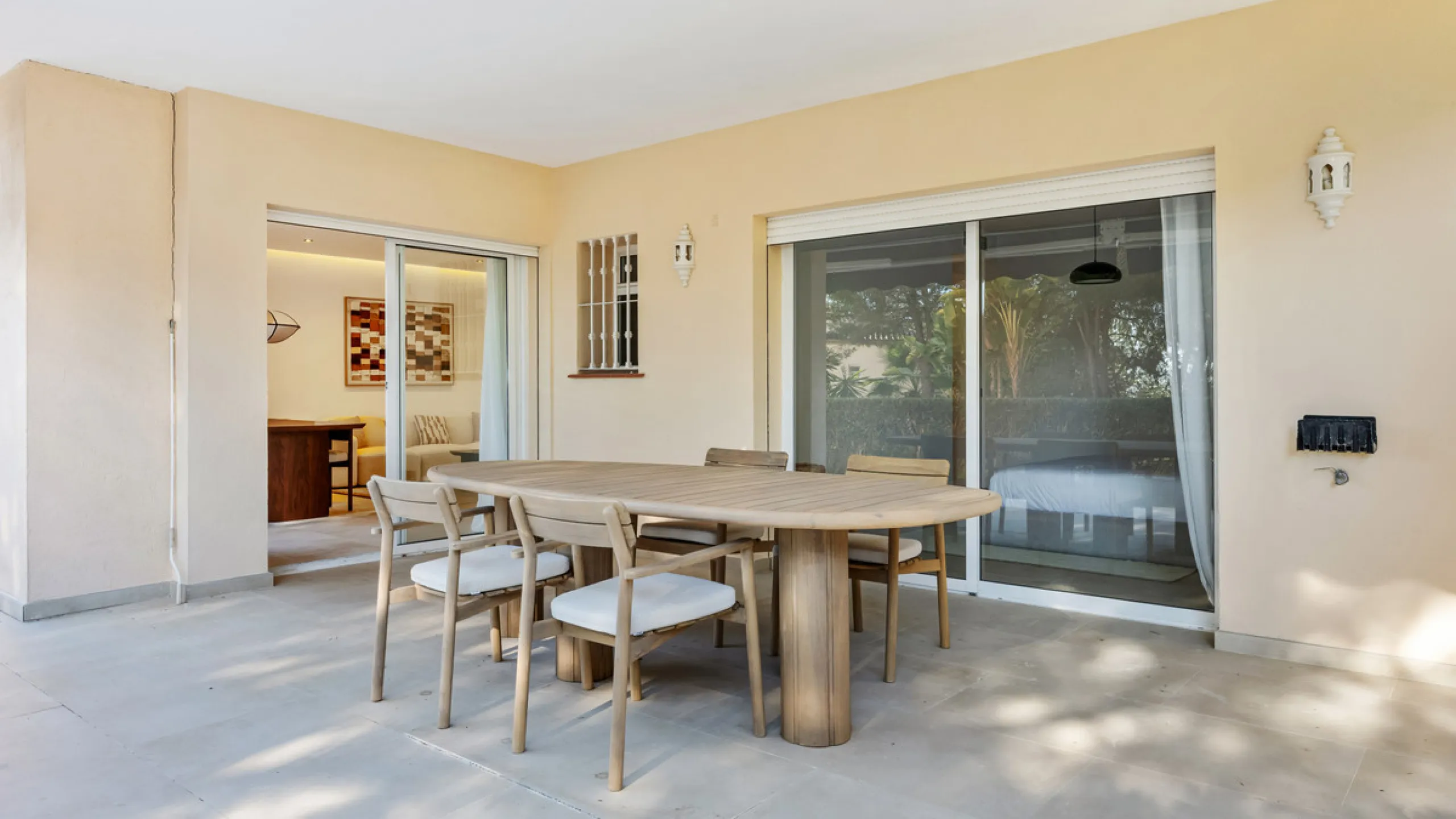 This beautifully renovated and fully furnished three-bedroom apartment is located in the highly sought-after residential area of Las Brisas, one of Marbella's most desirable and peaceful neighborhoods.