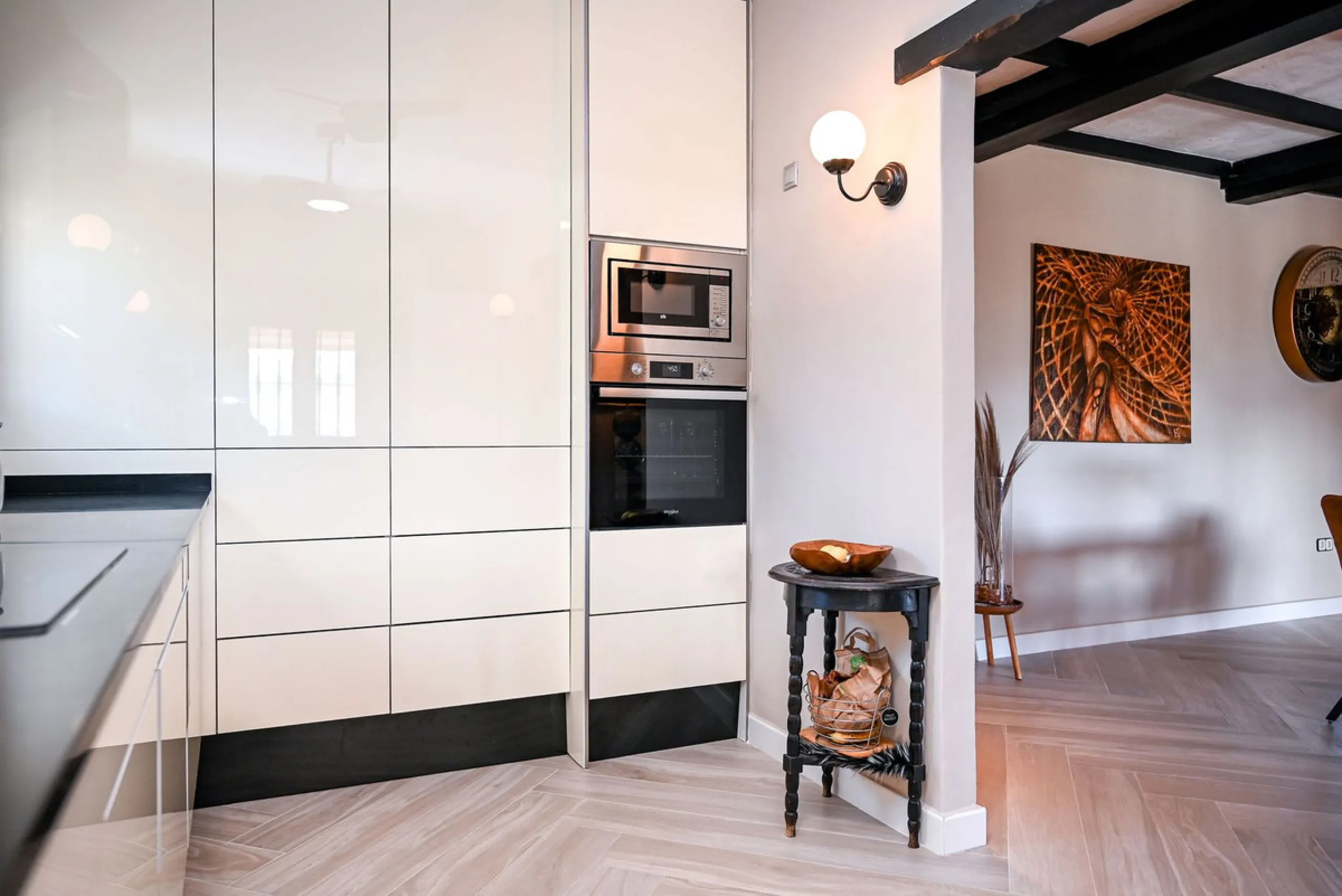 House - Detached Villa в продаже в Alhaurín de la Torre, Málaga. В доме 4 спален и 4 ванных комнат. Площадь дома 235 м². Площадь участка 2676 м²