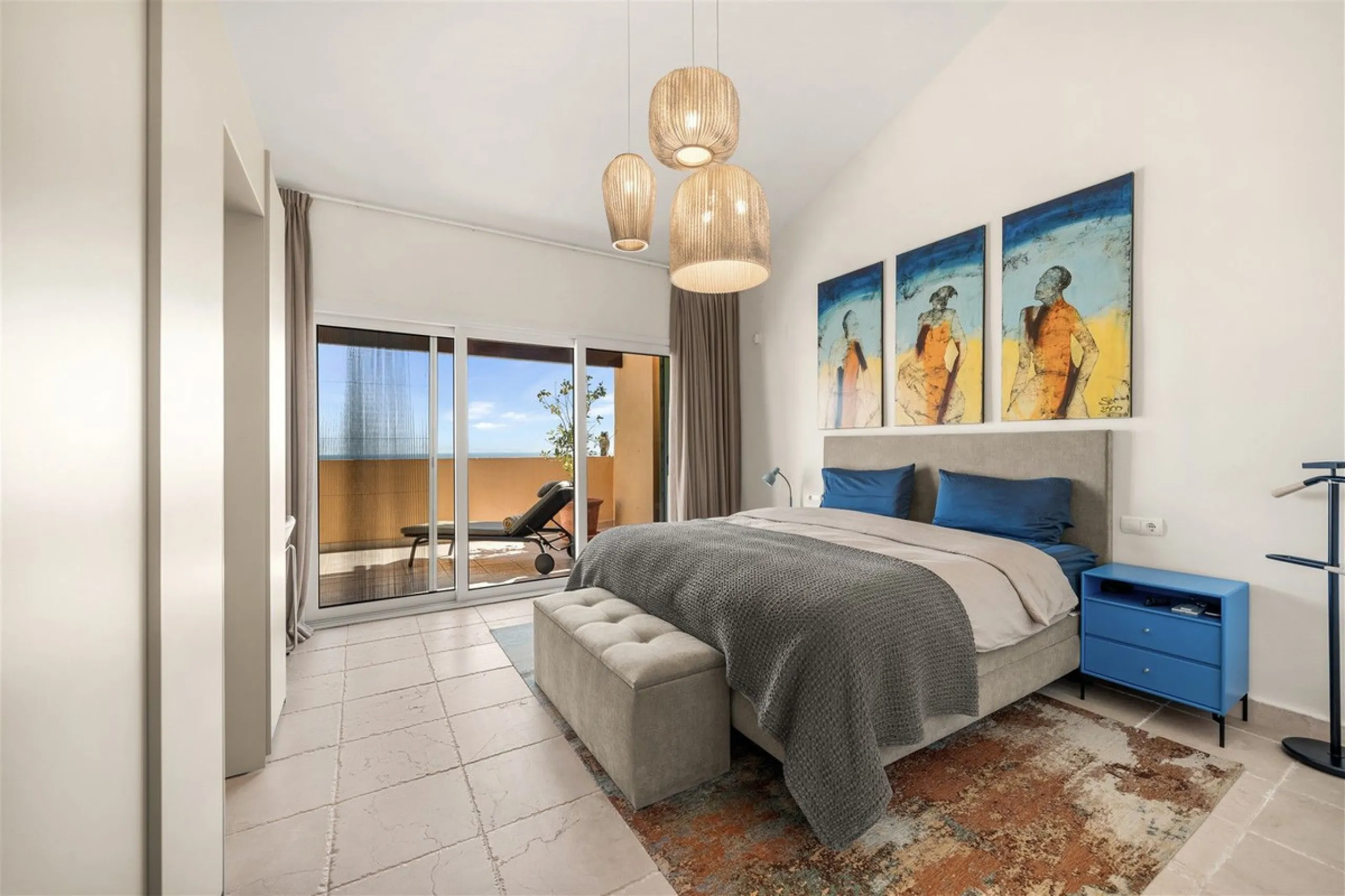 Exceptional panoramic duplex penthouse is located in the prestigious Los Flamingos Golf Resort and offers four bedrooms and two and a half bathrooms, beautifully presented in a refined modern rustic style.