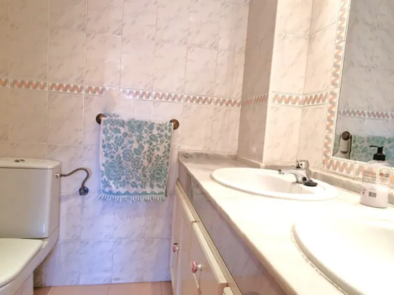 BEAUTIFUL BEACHFRONT APARTMENT WITH FANTASTIC TERRACE ON ONE OF MARBELLA'S BEST BEACHES!!