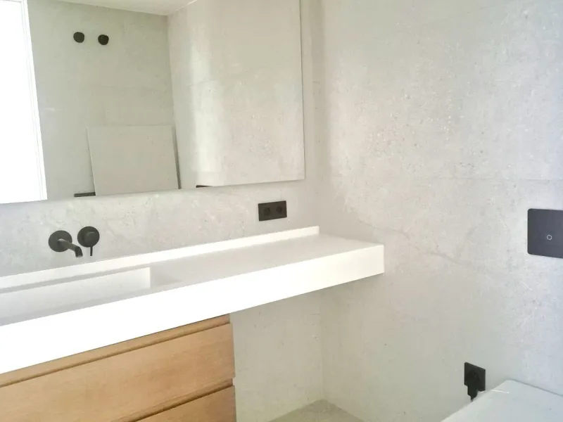 Luxury 3-Bedroom Apartment in the Heart of Marbella – Second Line to the Beach