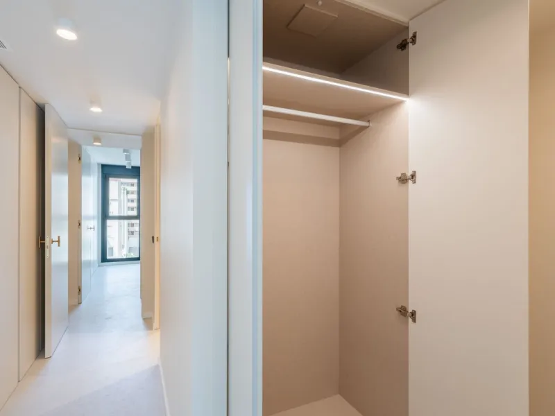 Luxury 3-Bedroom Apartment in the Heart of Marbella – Second Line to the Beach