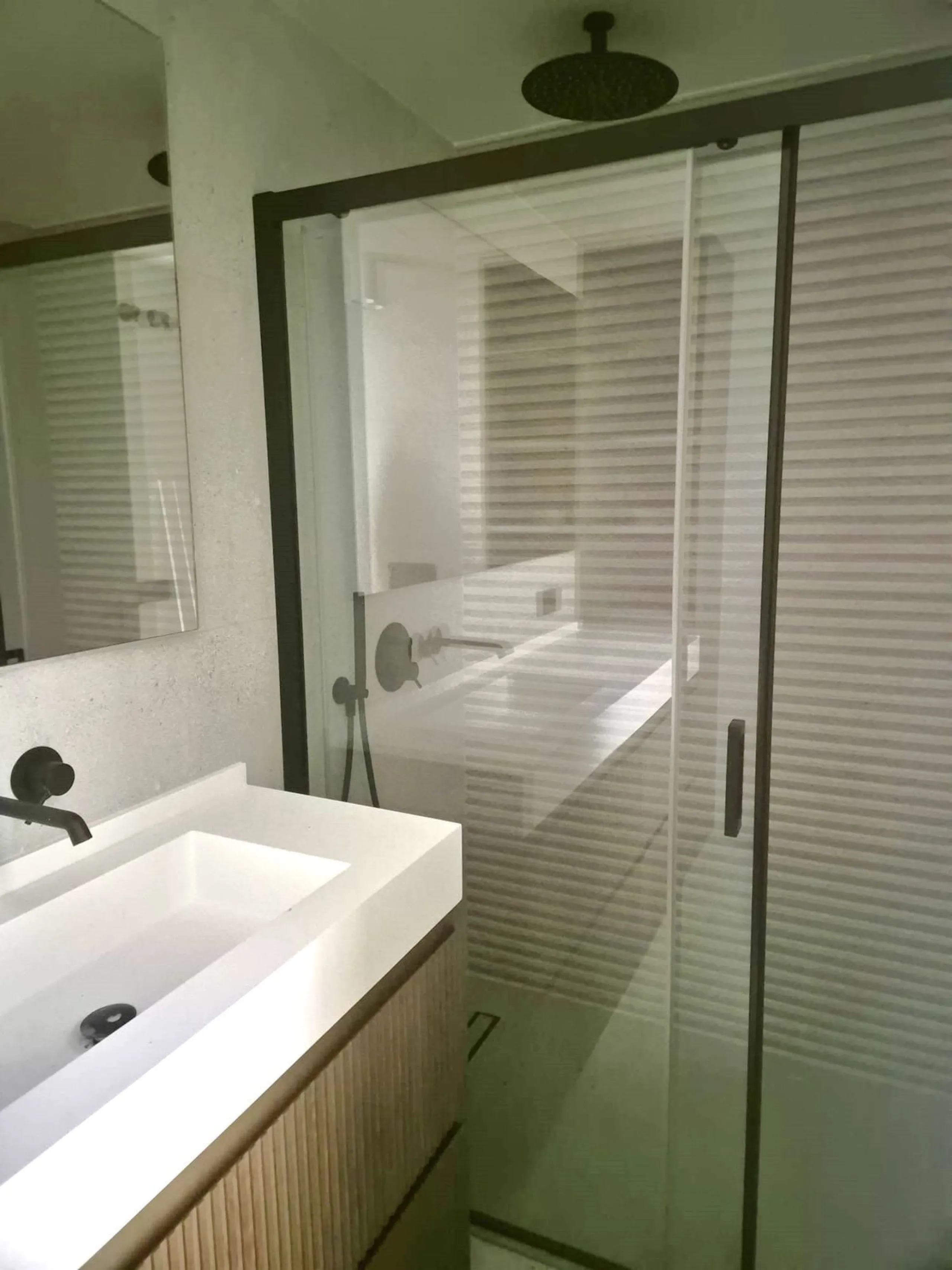 Luxury 3-Bedroom Apartment in the Heart of Marbella – Second Line to the Beach