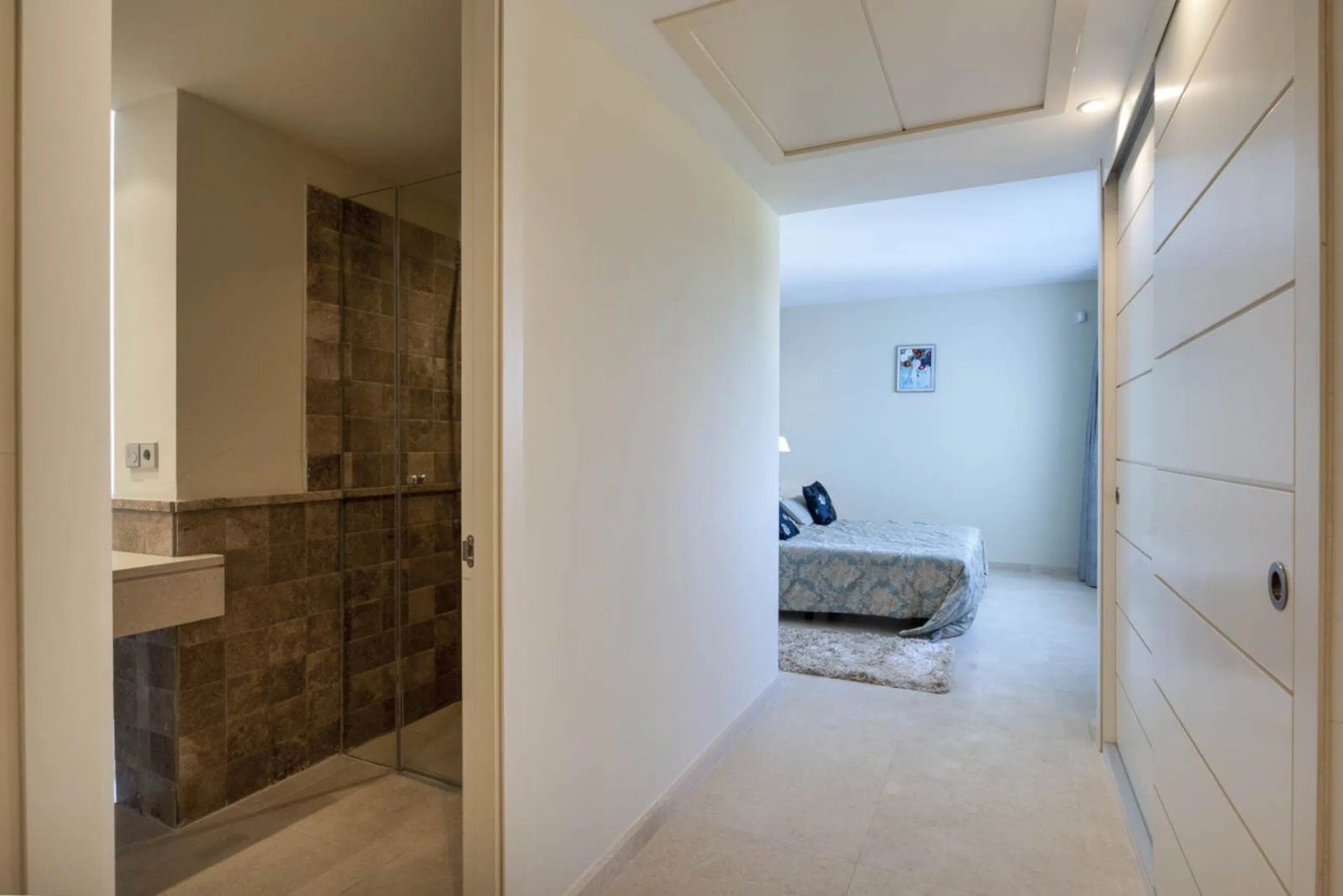 Luxury Penthouse with sea view, located in gated community "Alanda Los Flamingos", Benahavis.