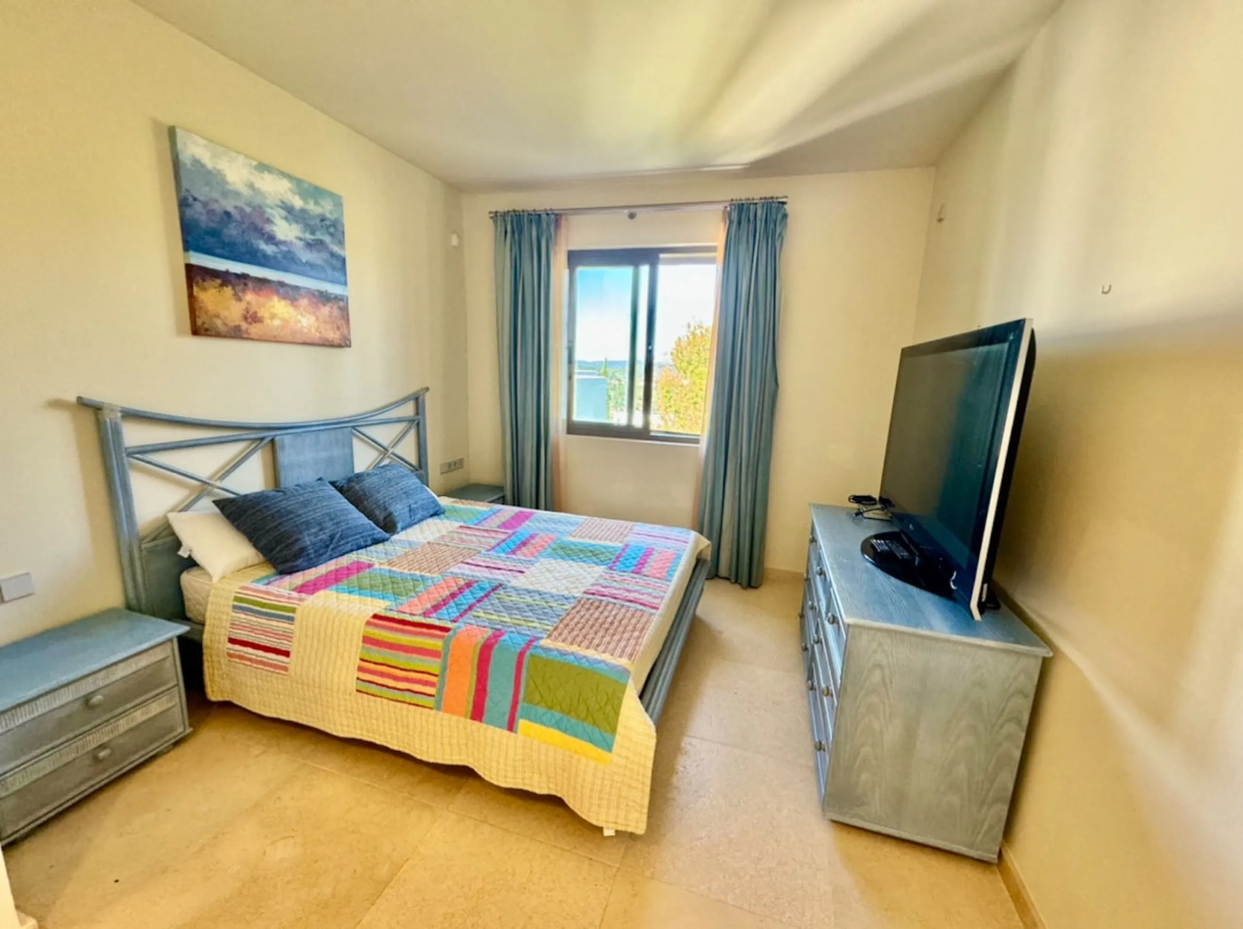 Luxury Penthouse with sea view, located in gated community "Alanda Los Flamingos", Benahavis.