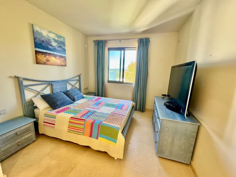 Luxury Penthouse with sea view, located in gated community "Alanda Los Flamingos", Benahavis.