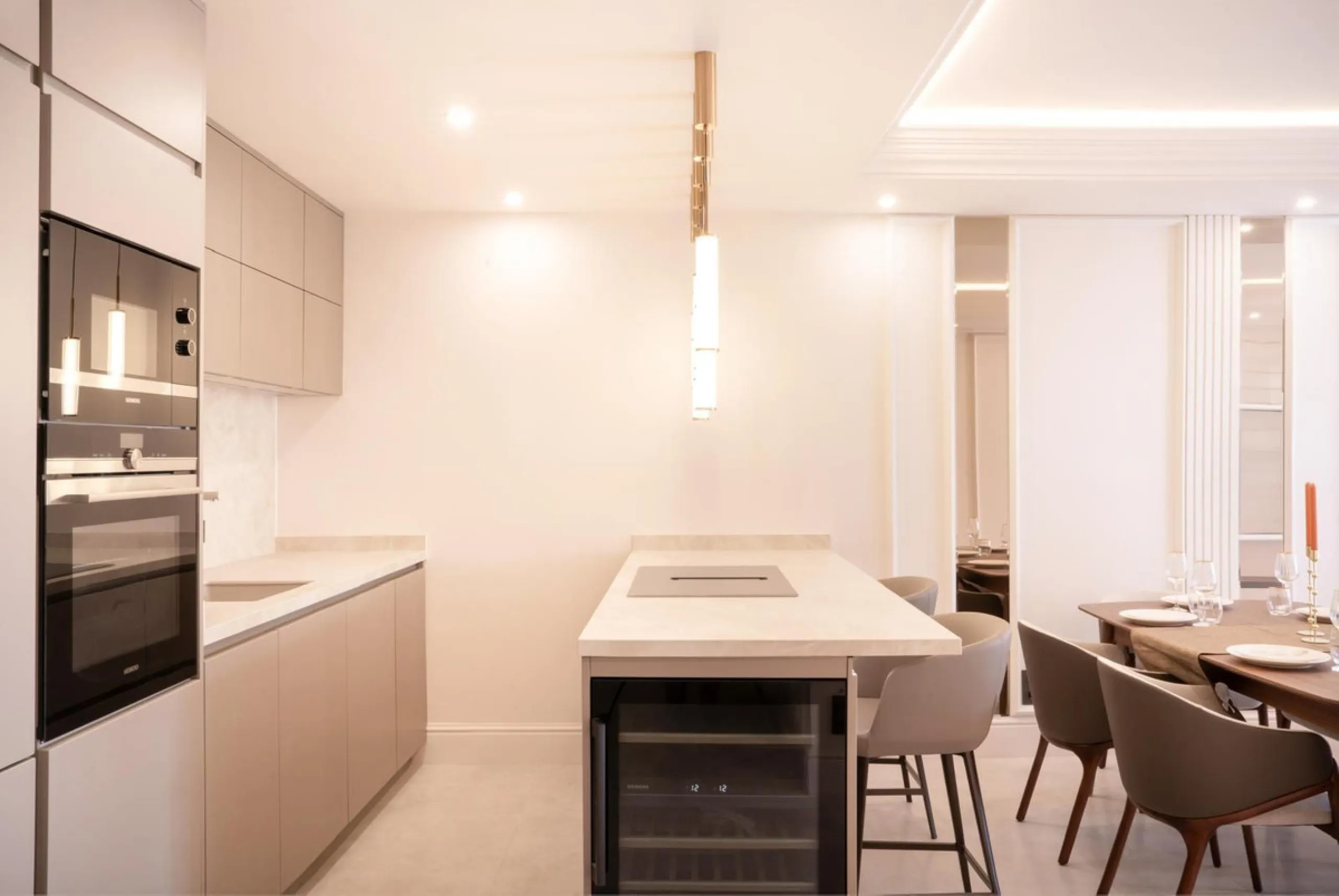 BEACHFRONT 3-BED APARTMENT ON THE NEW GOLDEN MILE