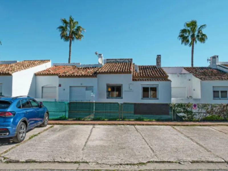 Townhouse for Sale in Estepona – New Golden Mile
