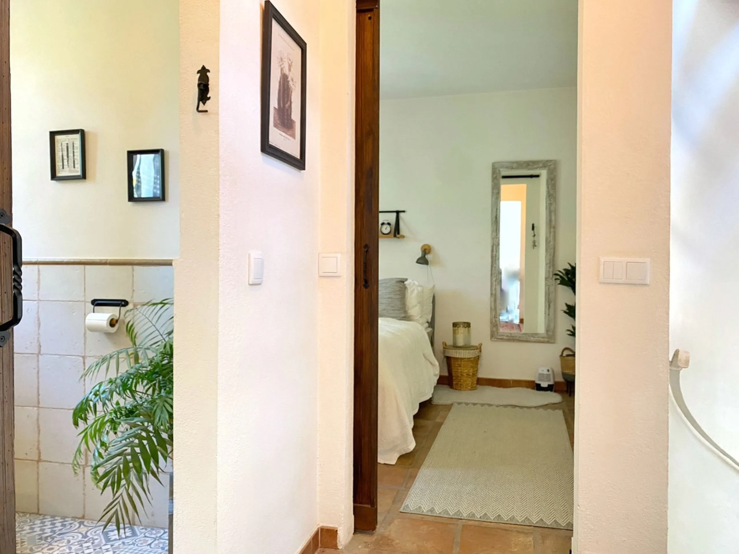 House - Semi-Detached House в продаже в Marbella, Málaga. В доме 3 спален и 2 ванных комнат. Площадь дома 107 м². Площадь участка 125 м²