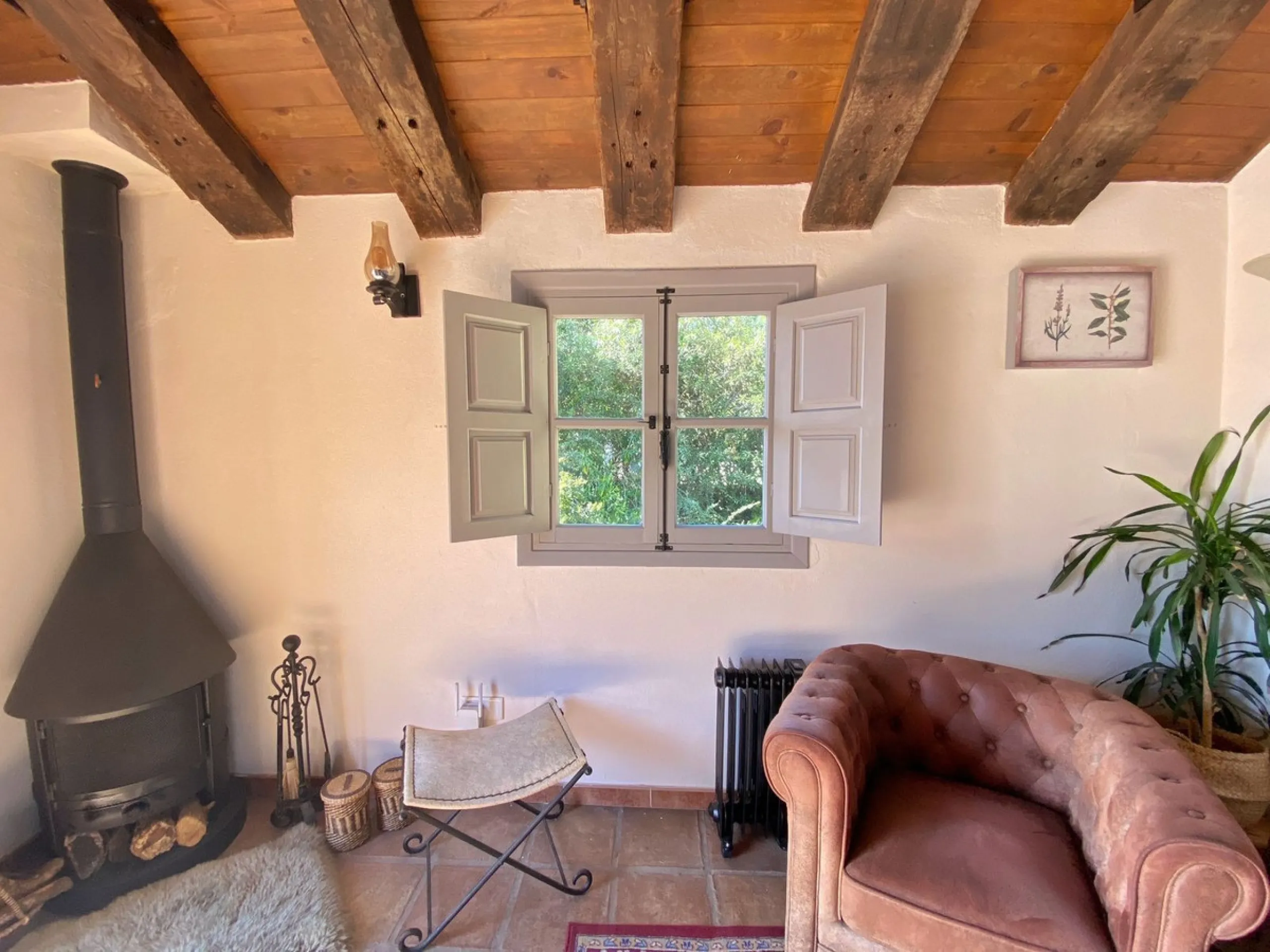 House - Semi-Detached House в продаже в Marbella, Málaga. В доме 3 спален и 2 ванных комнат. Площадь дома 107 м². Площадь участка 125 м²