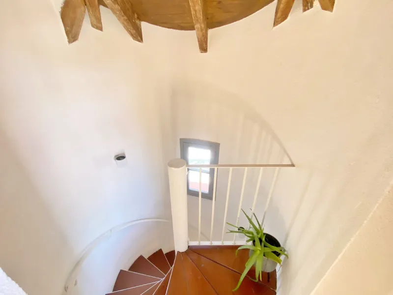 House - Semi-Detached House в продаже в Marbella, Málaga. В доме 3 спален и 2 ванных комнат. Площадь дома 107 м². Площадь участка 125 м²