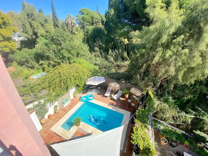 House - Semi-Detached House в продаже в Marbella, Málaga. В доме 3 спален и 2 ванных комнат. Площадь дома 107 м². Площадь участка 125 м²