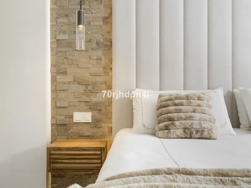 Fully Renovated Ground Floor Apartment in a Prime Location in Nueva Andalucía