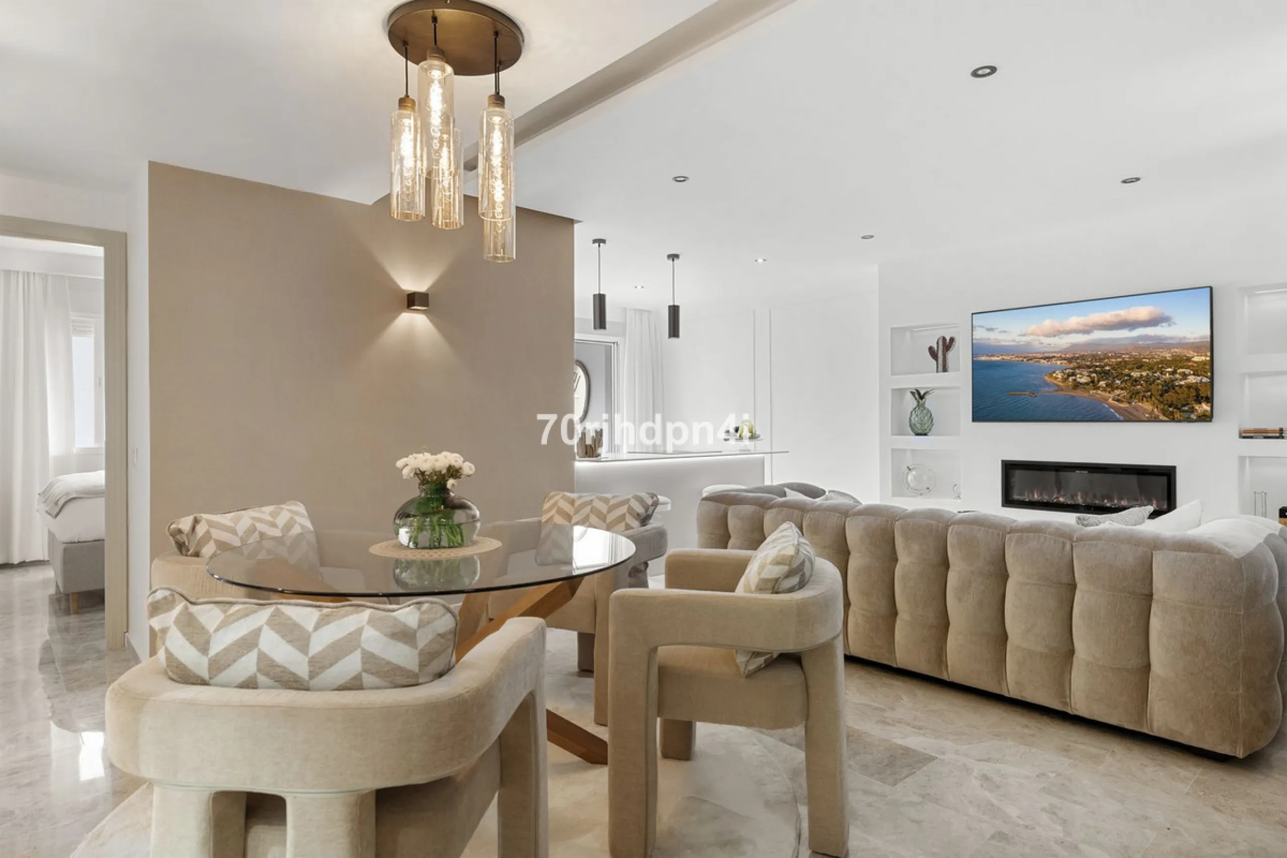Fully Renovated Ground Floor Apartment in a Prime Location in Nueva Andalucía