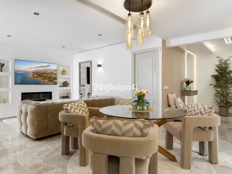 Fully Renovated Ground Floor Apartment in a Prime Location in Nueva Andalucía