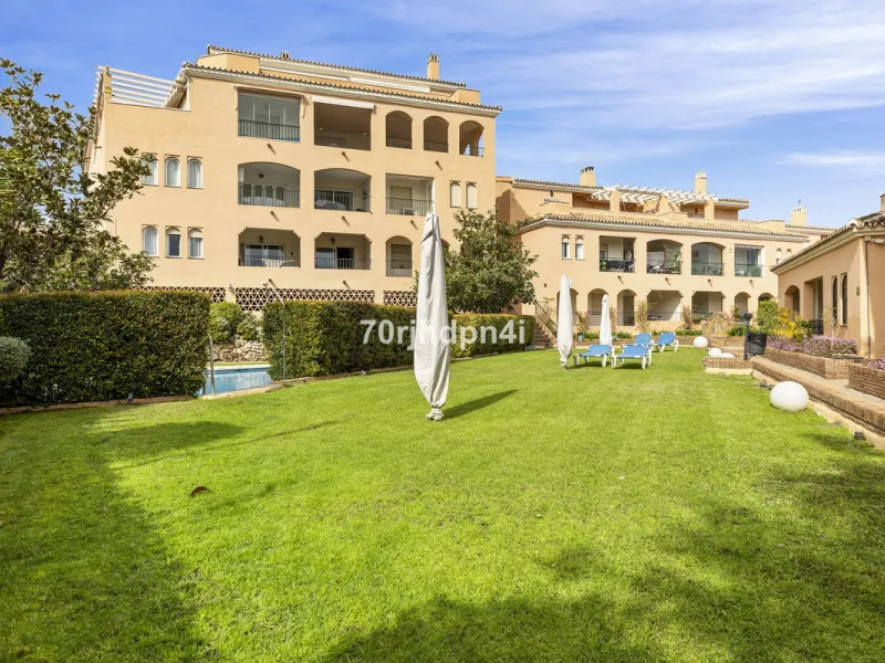 Fully Renovated Ground Floor Apartment in a Prime Location in Nueva Andalucía
